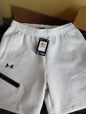 Under Armour-Mens Small Unstoppable Performance Shorts